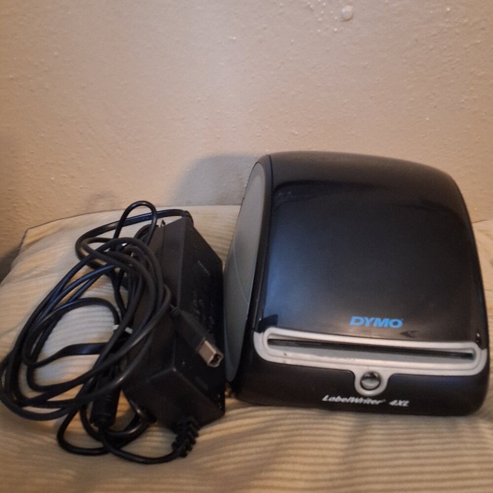Needs work used Dymo Labelwriter 4XL Thermal Printer prints with lines